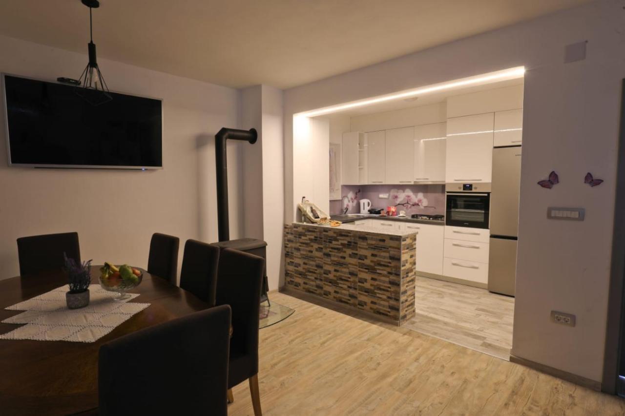 Apartman Teo &Tena Otocac Ngoại thất bức ảnh