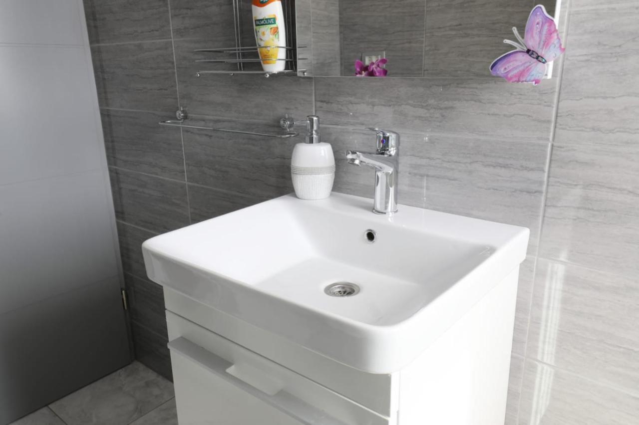 Apartman Teo &Tena Otocac Ngoại thất bức ảnh