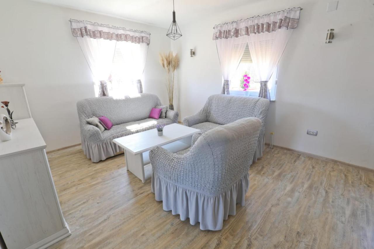 Apartman Teo &Tena Otocac Ngoại thất bức ảnh