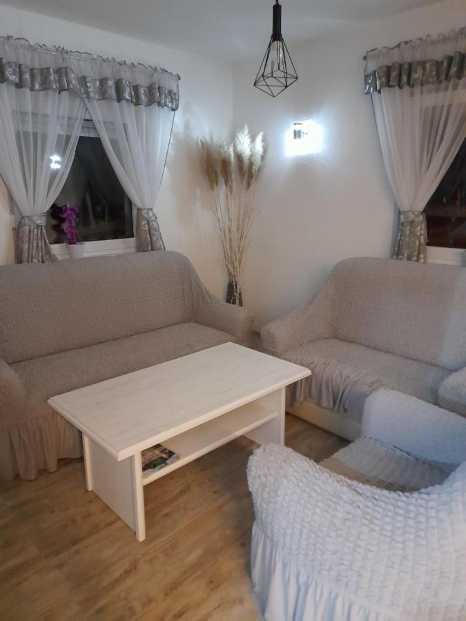 Apartman Teo &Tena Otocac Ngoại thất bức ảnh