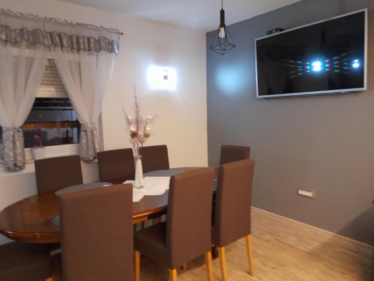Apartman Teo &Tena Otocac Ngoại thất bức ảnh
