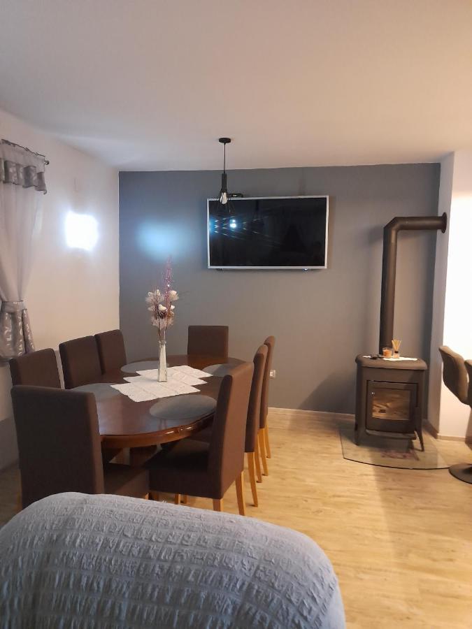 Apartman Teo &Tena Otocac Ngoại thất bức ảnh